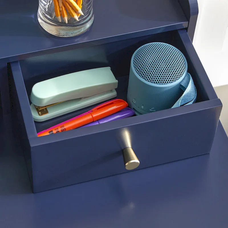 Desk with Hutch