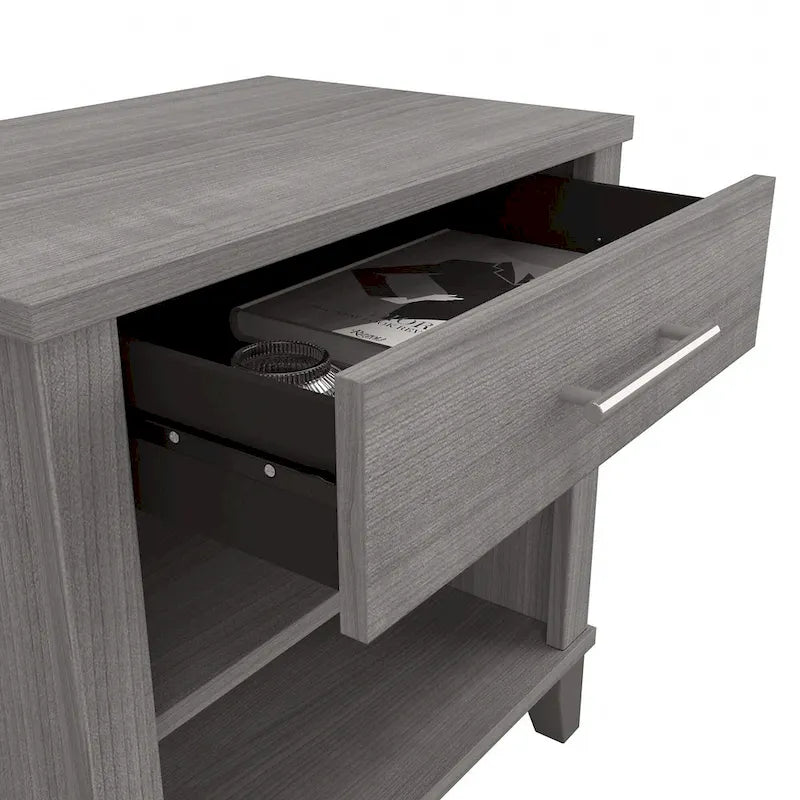 6 Drawer Dresser and Nightstand Set